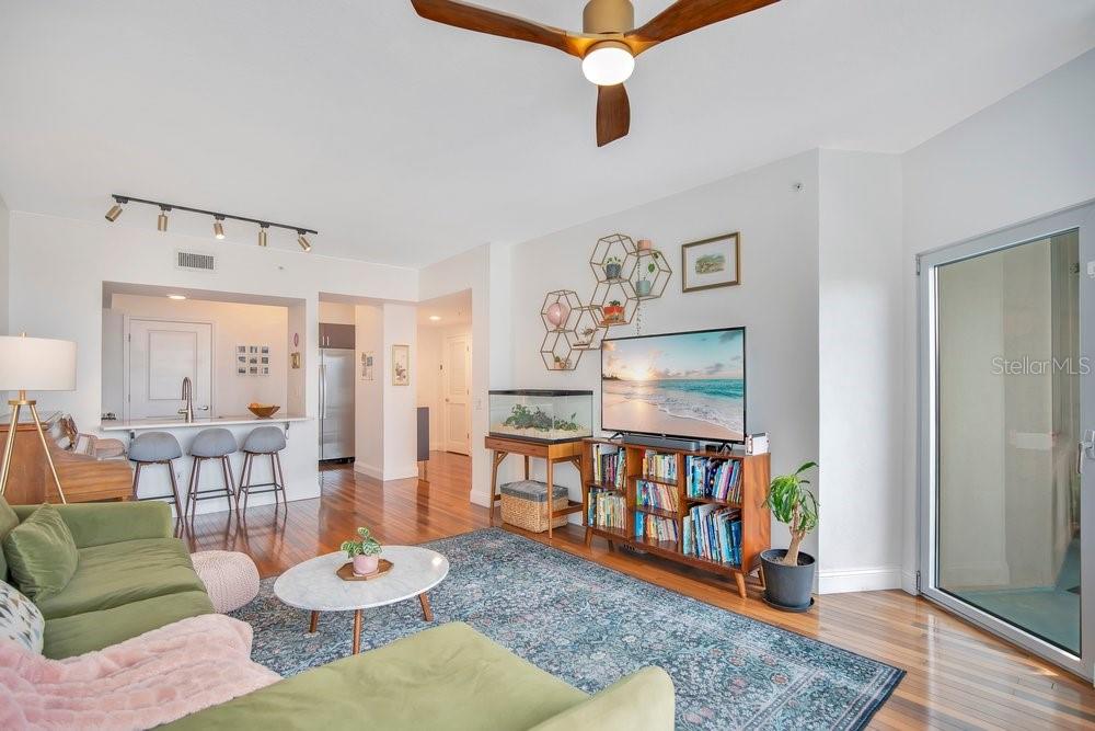 WAVERLY/LK EOLA - Residential