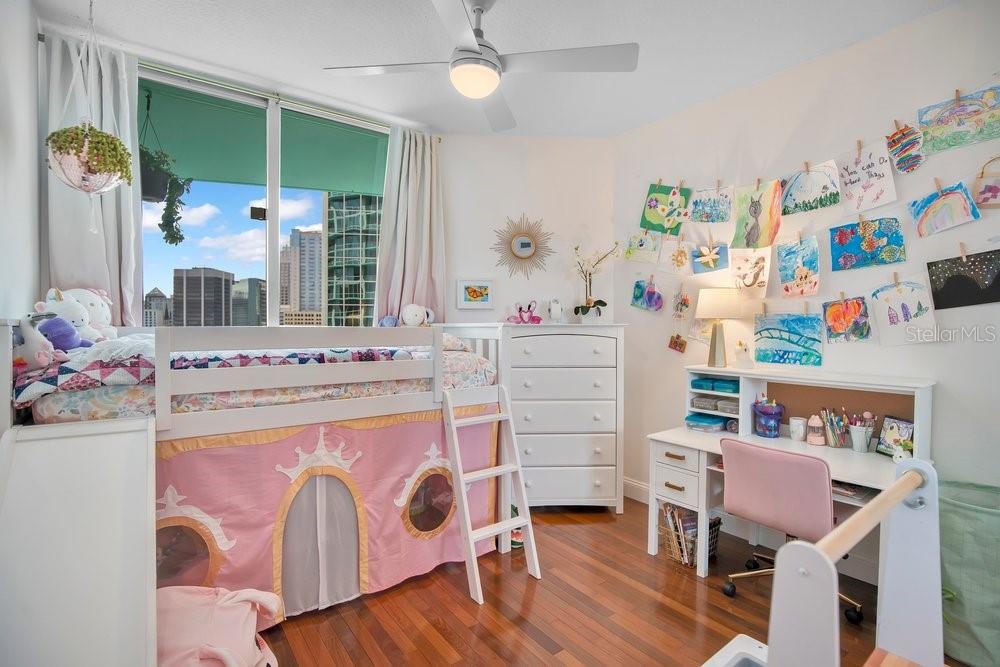 WAVERLY/LK EOLA - Residential