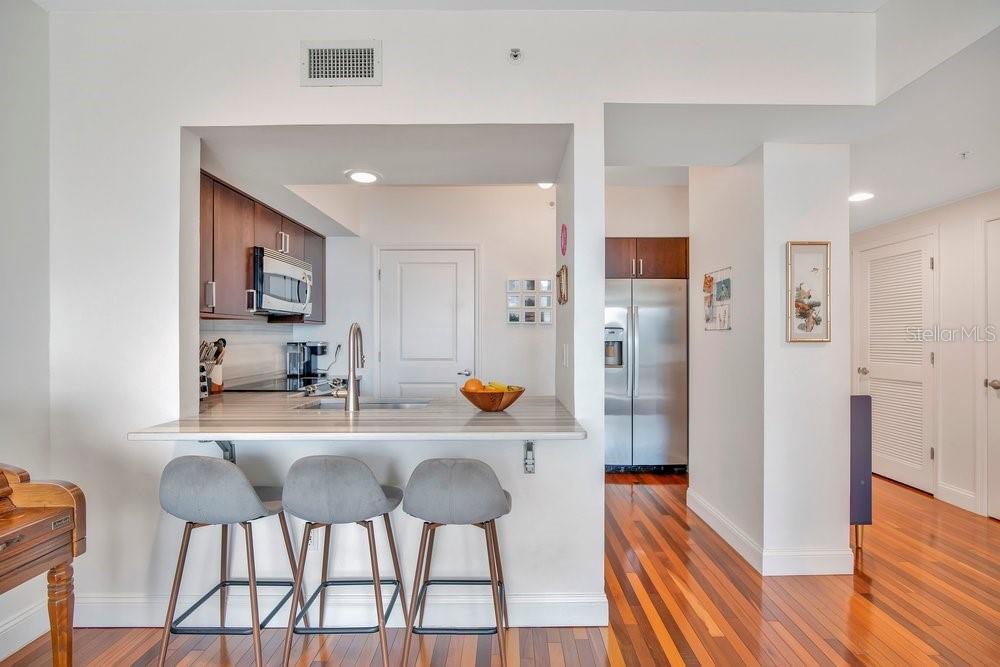 WAVERLY/LK EOLA - Residential