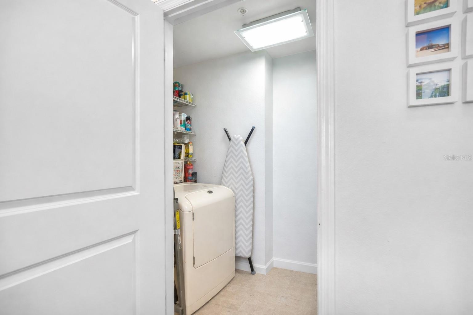 WAVERLY/LK EOLA - Residential