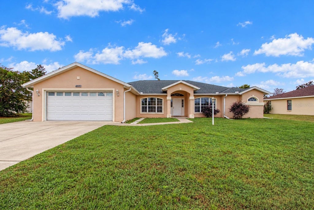 Photo of 4820 SW 107 Lane, Ocala, FL 34476 (MLS # O6452721)