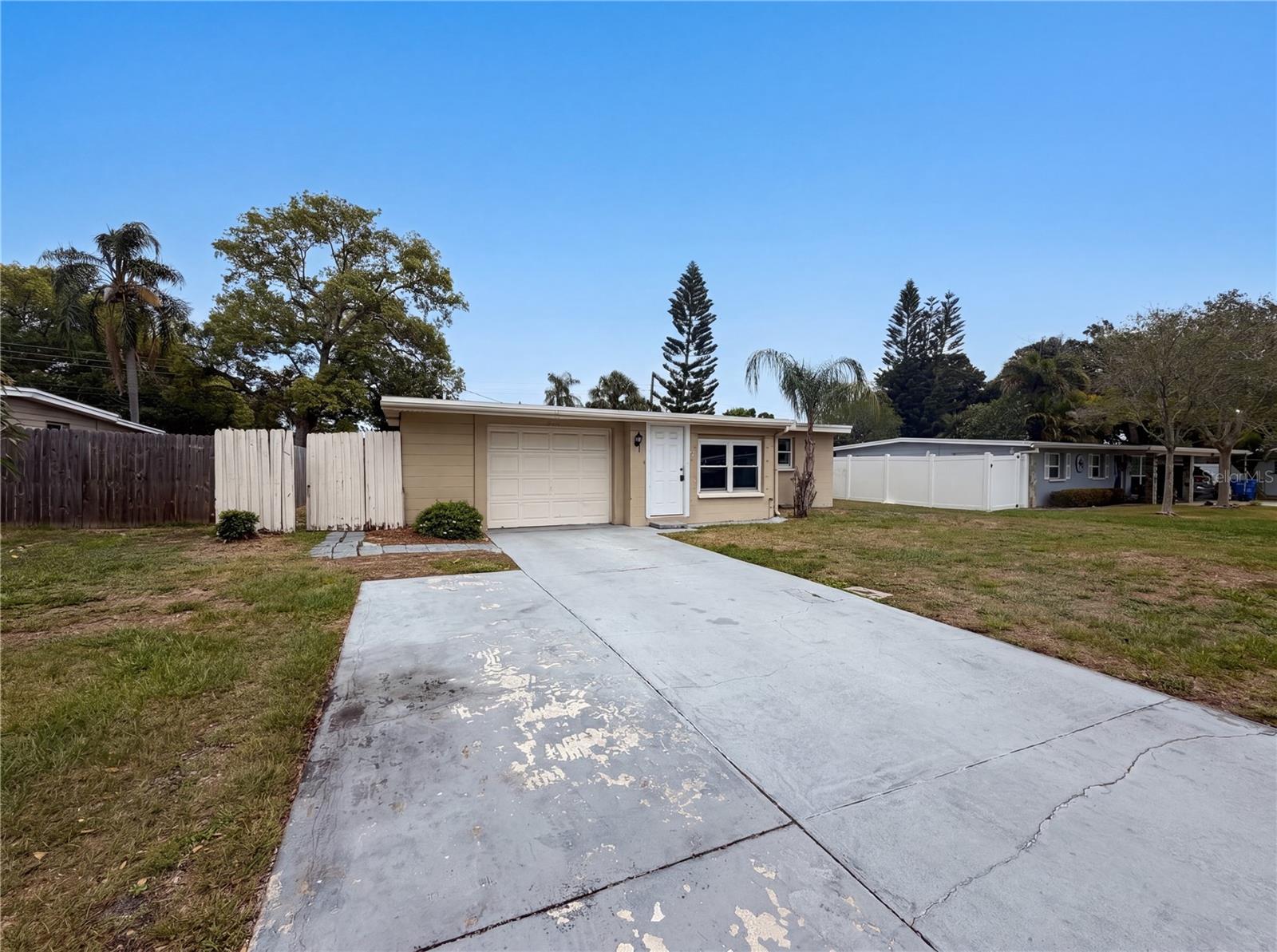 ORANGE LAKE VILLAGE 2 - Residential