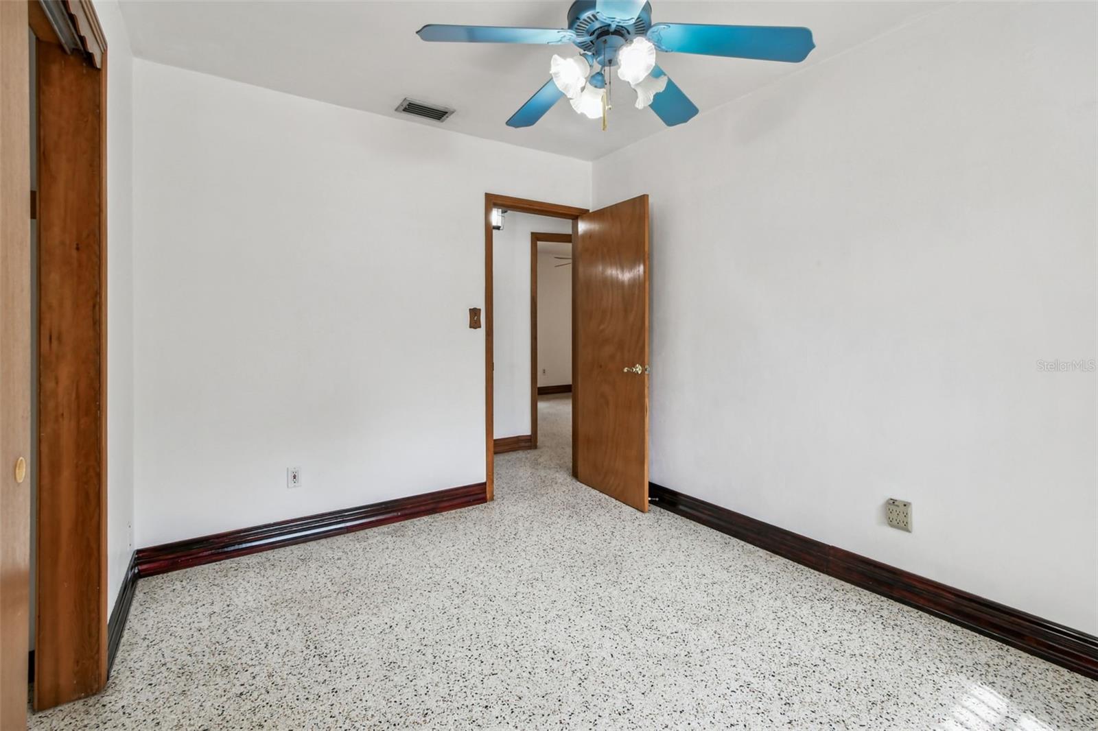 GOLFLAND OF TAMPAS NORTH SIDE - Residential