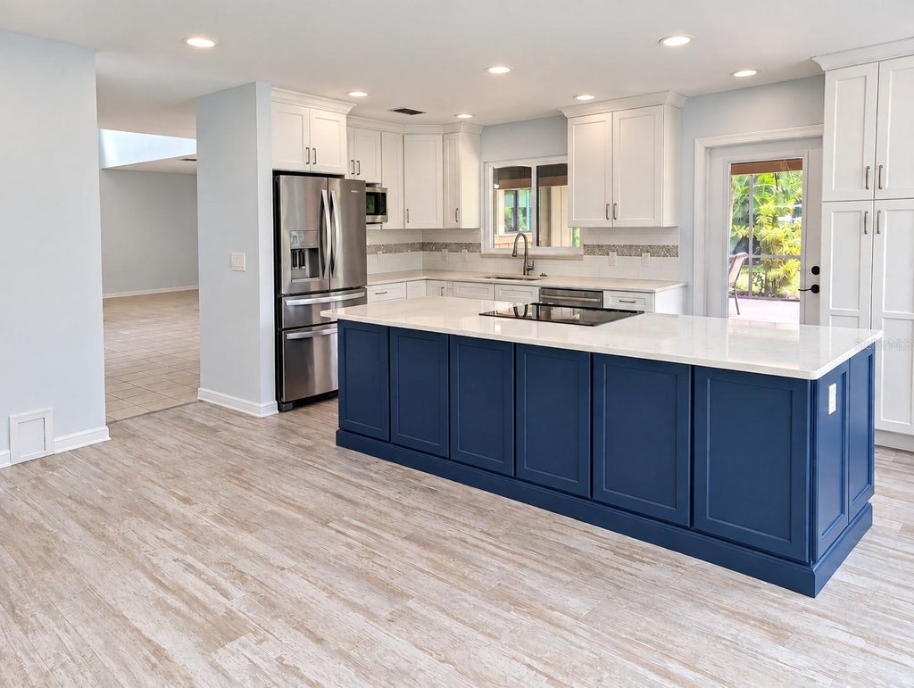 Photo of 1309 Water Oak Way N, Bradenton, FL 34209 (MLS # A4705658)