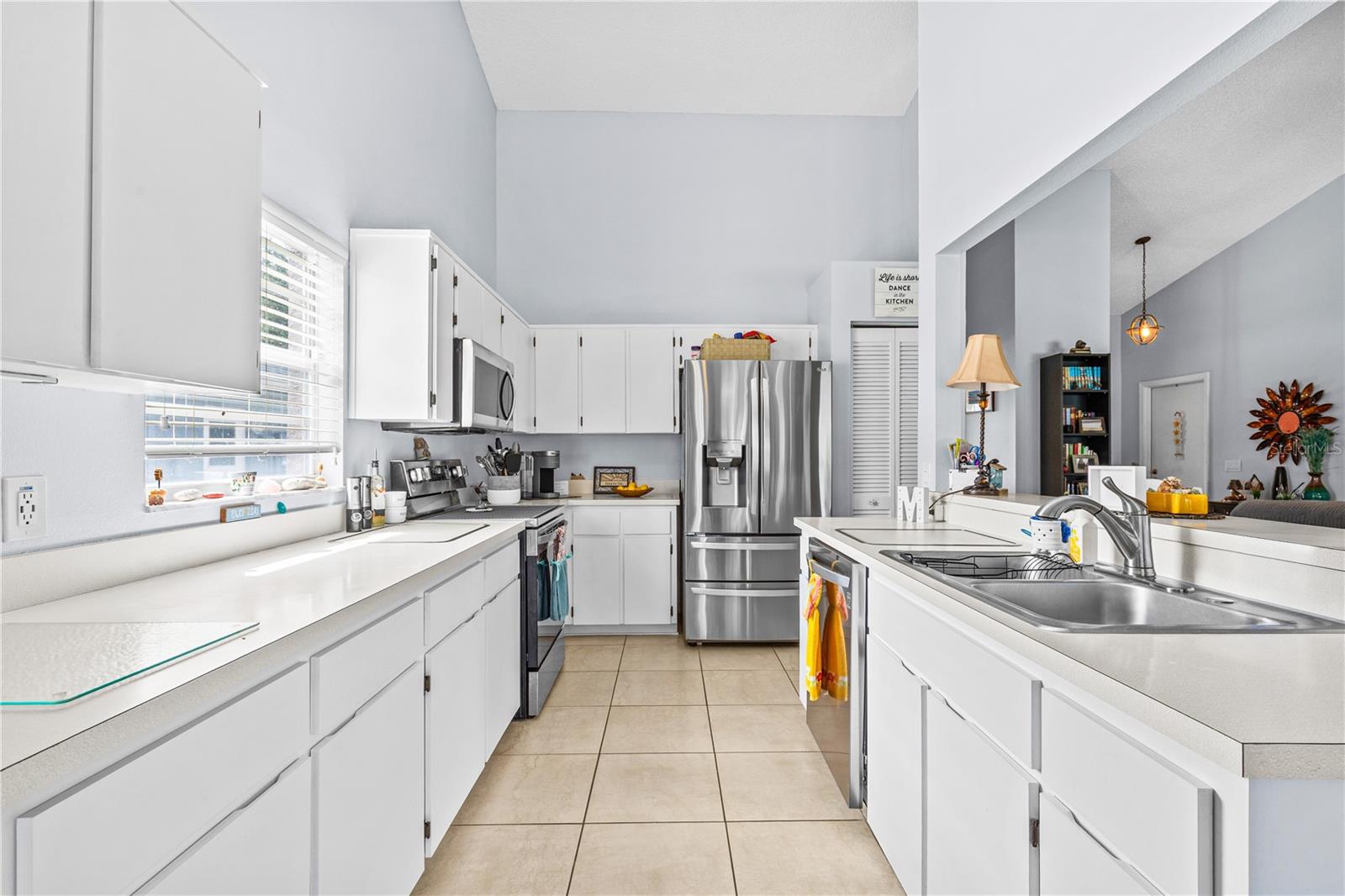 WOOD VIEW AT MEADOW OAKS - Residential