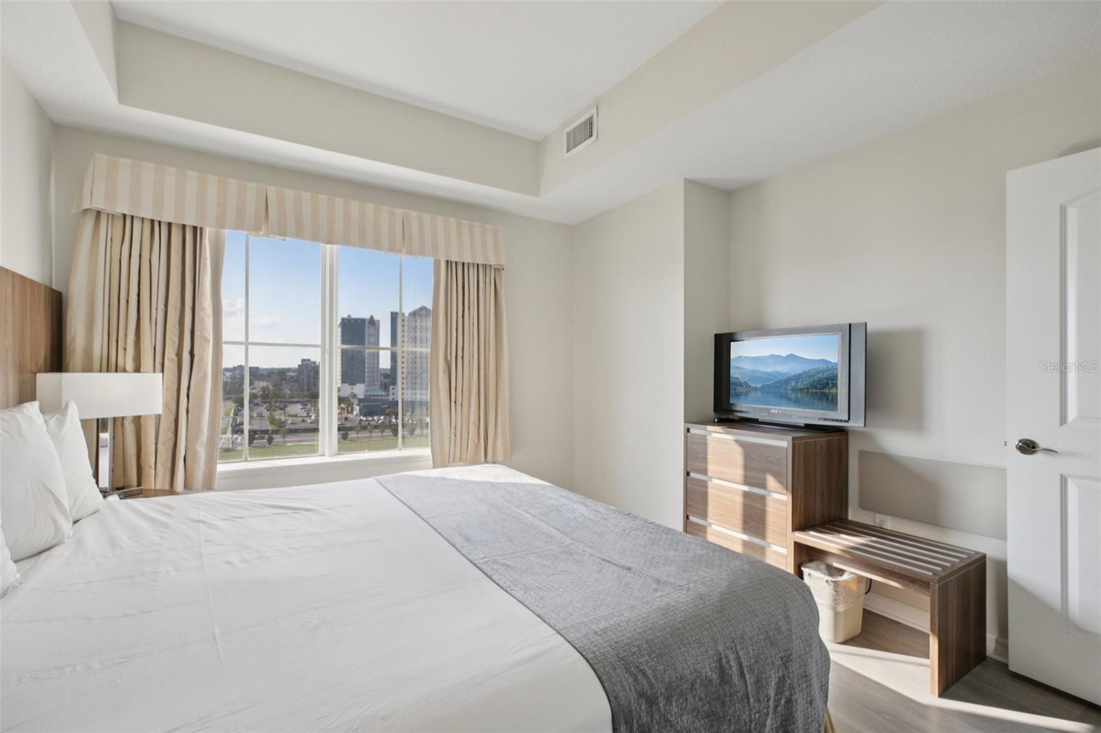 POINT ORLANDO RESORT CONDOMINIUM PHASE 1 9512/3560 - Residential