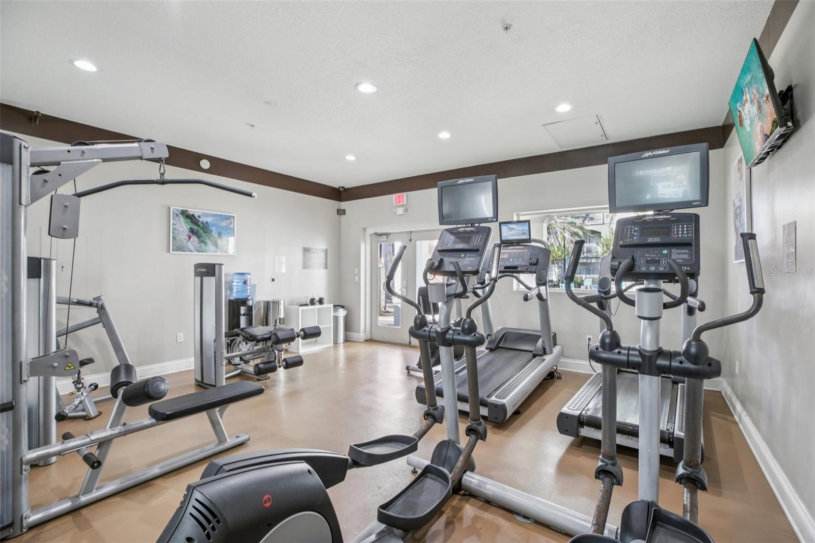 POINT ORLANDO RESORT CONDOMINIUM PHASE 1 9512/3560 - Residential