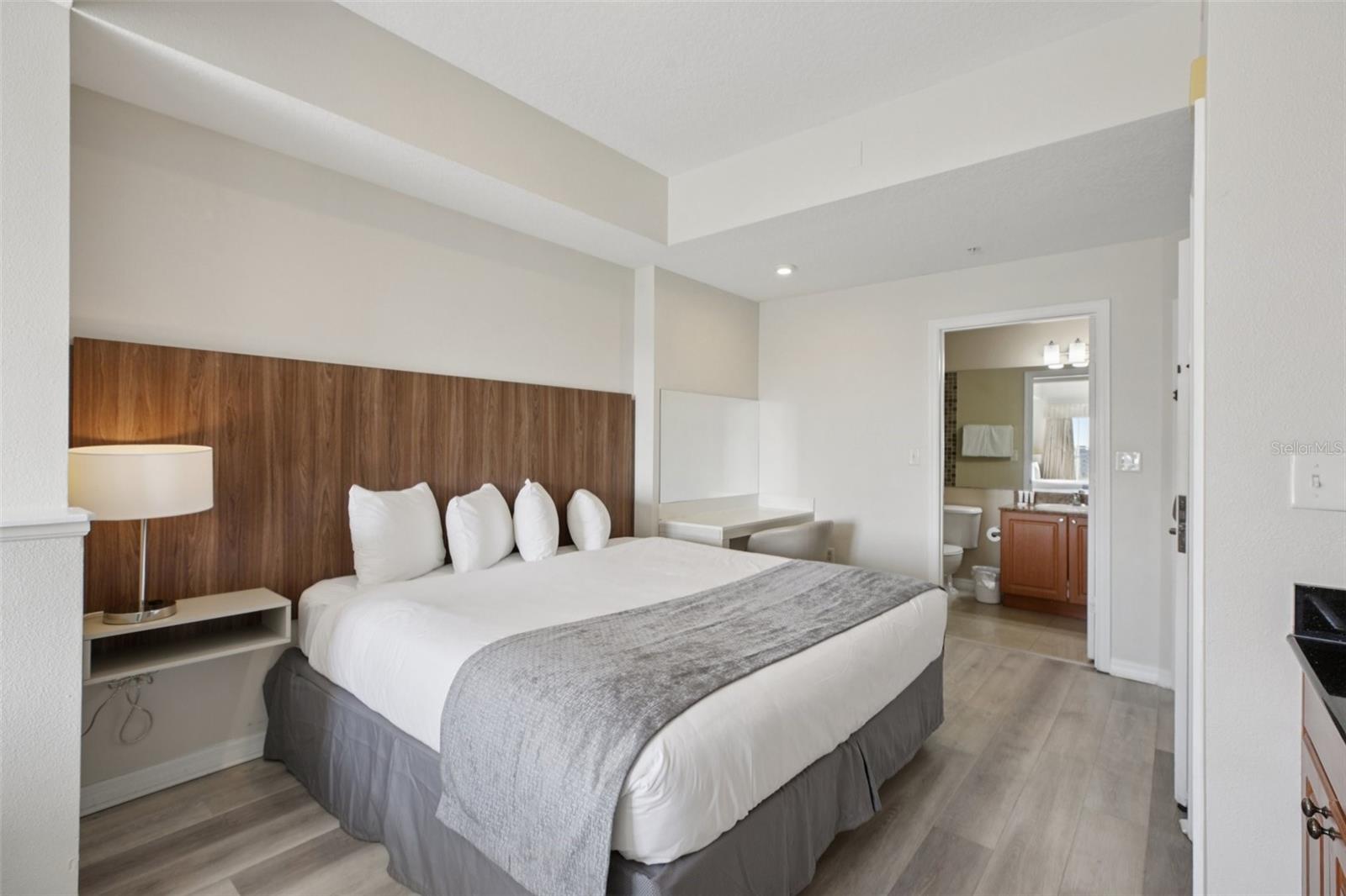 POINT ORLANDO RESORT CONDOMINIUM PHASE 1 9512/3560 - Residential