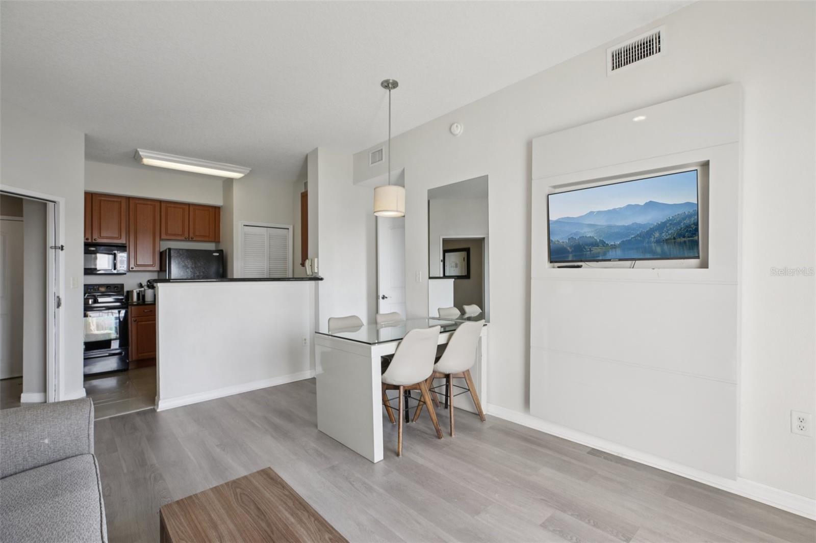 POINT ORLANDO RESORT CONDOMINIUM PHASE 1 9512/3560 - Residential