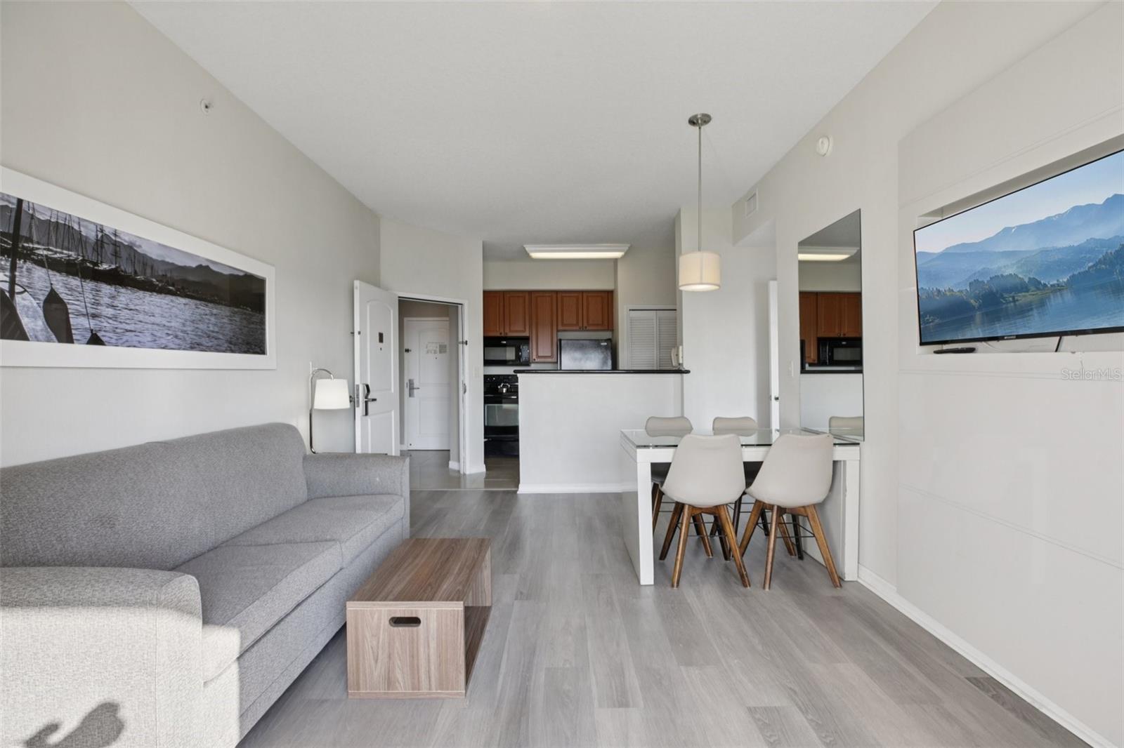 POINT ORLANDO RESORT CONDOMINIUM PHASE 1 9512/3560 - Residential