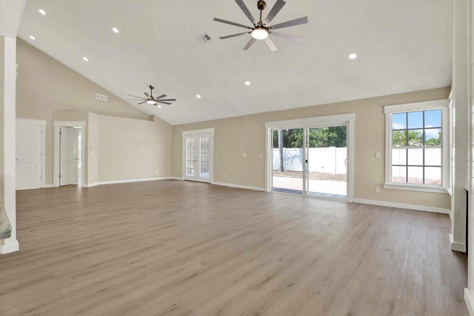10423 ASHLEY OAKS DRIVE