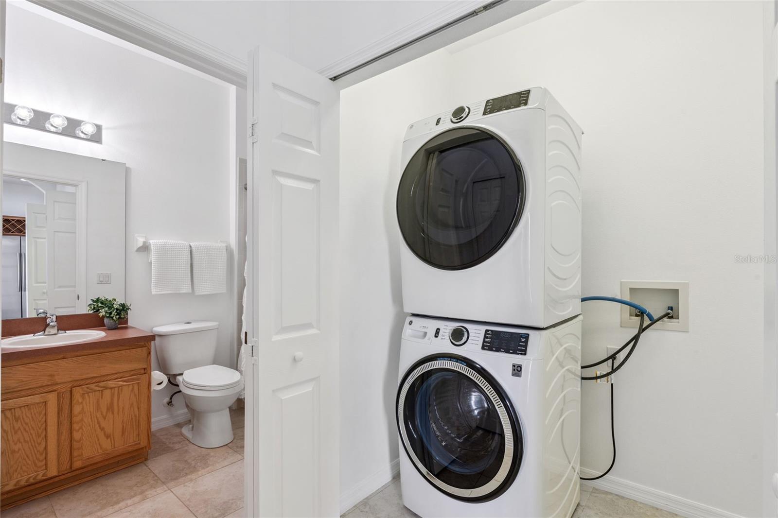 AVALON PARK VILLAGE 6 - Residential