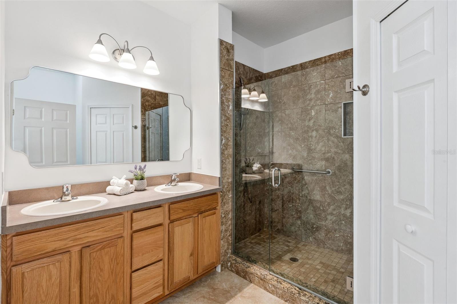 AVALON PARK VILLAGE 6 - Residential