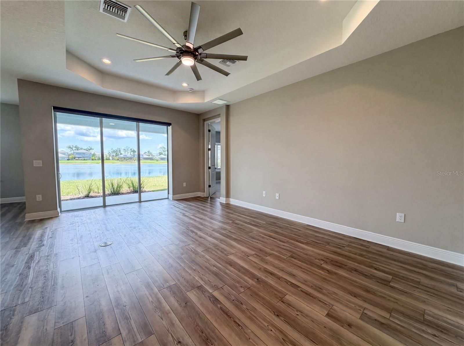10710 FALLING LEAF COURT