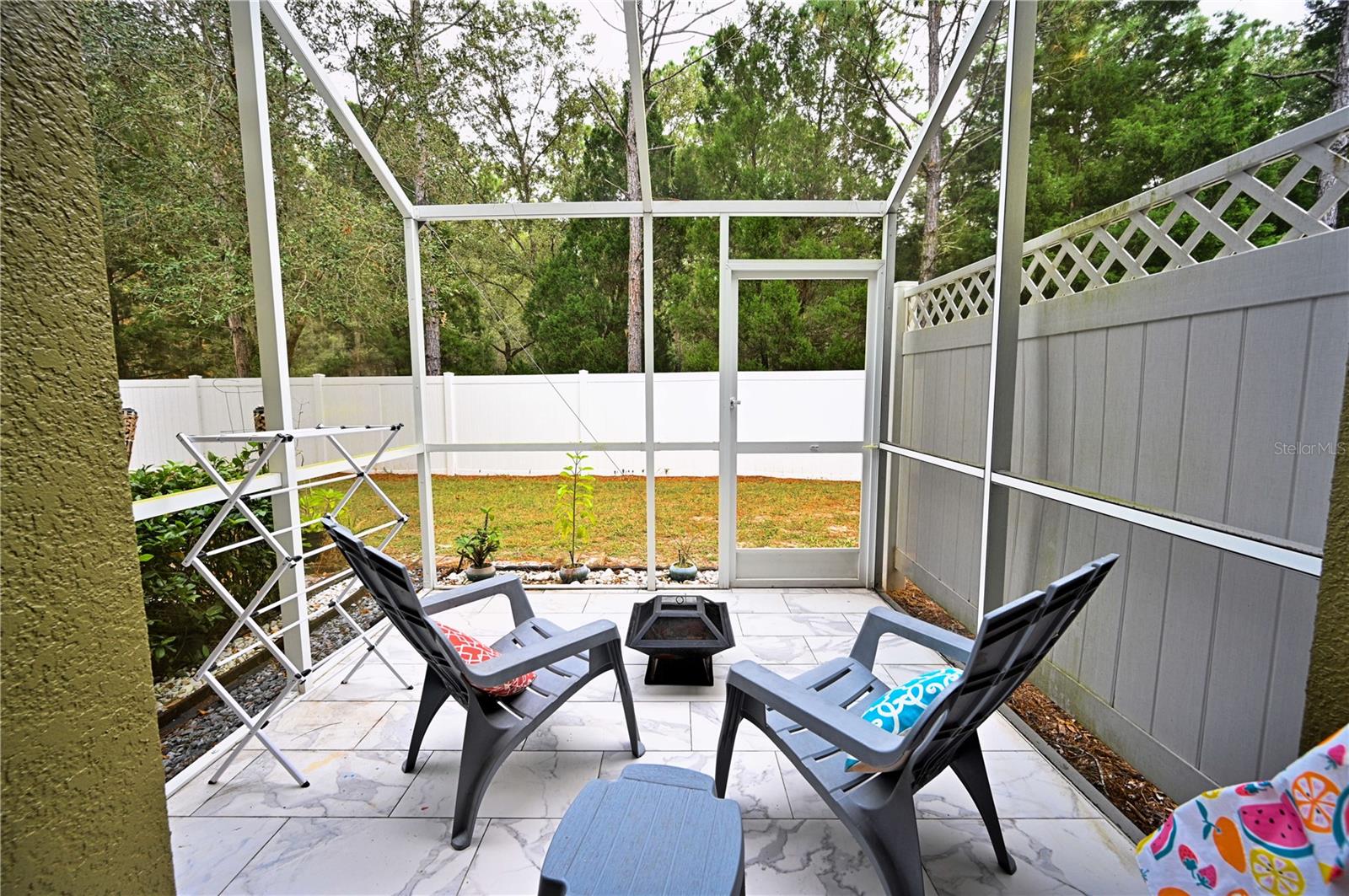 SOUTH HAMPTON - Residential Lease