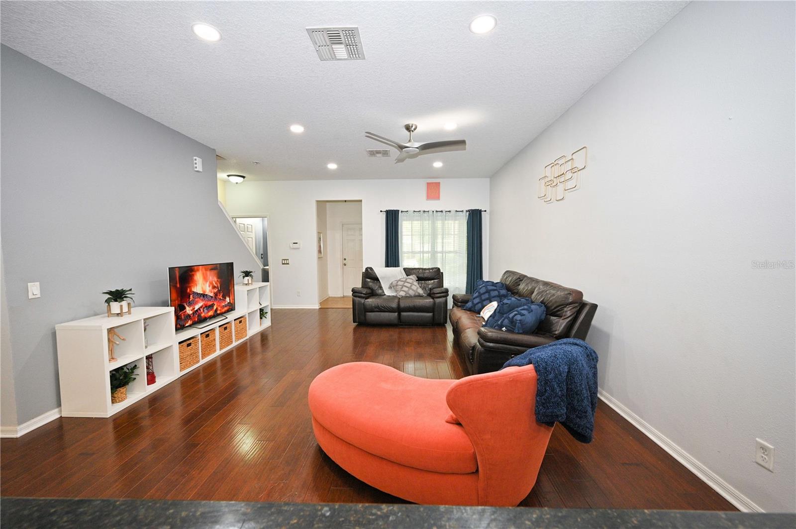 SOUTH HAMPTON - Residential Lease