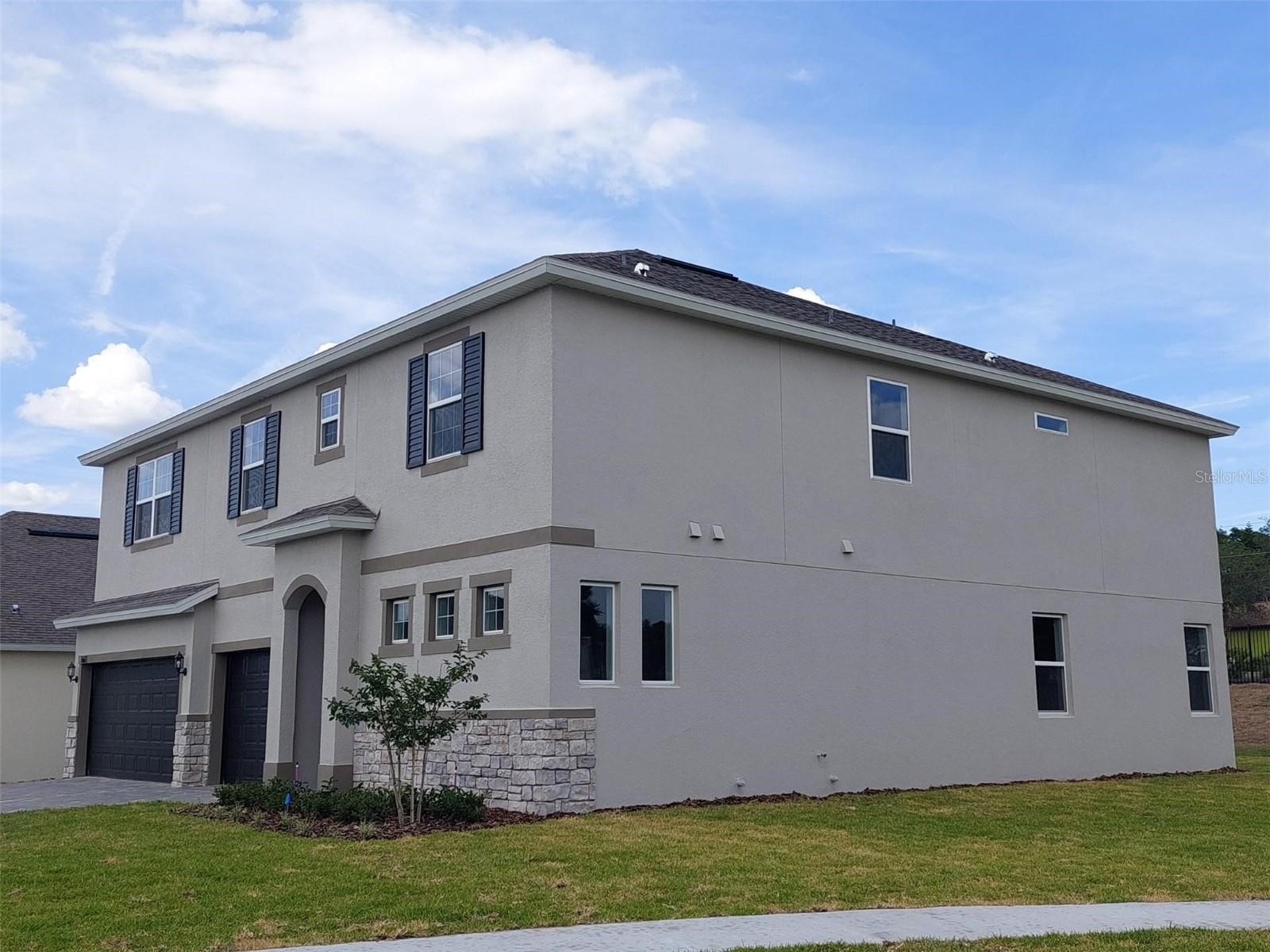 PALMS AT WINDERMERE - Residential