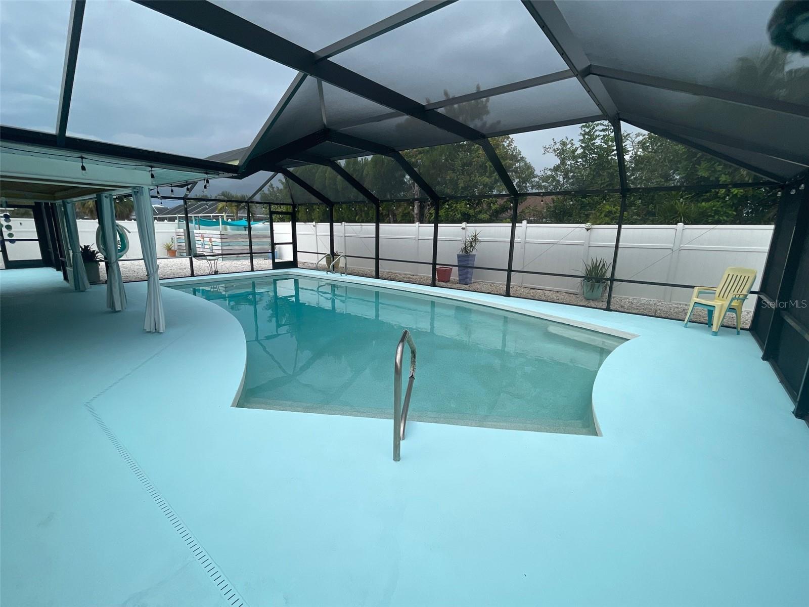 SPANISH PARK 1ST ADD - Residential Lease