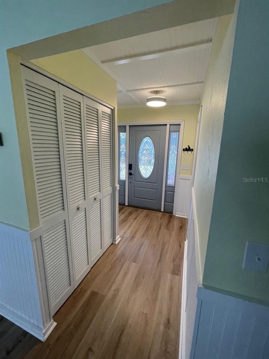 SPANISH PARK 1ST ADD - Residential Lease