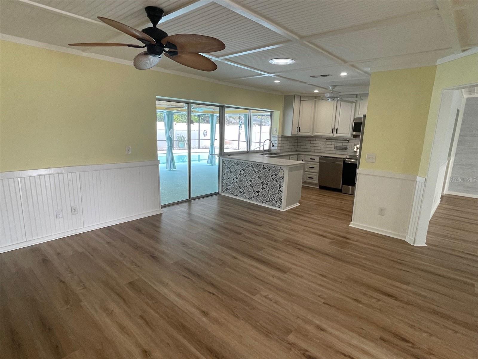 SPANISH PARK 1ST ADD - Residential Lease