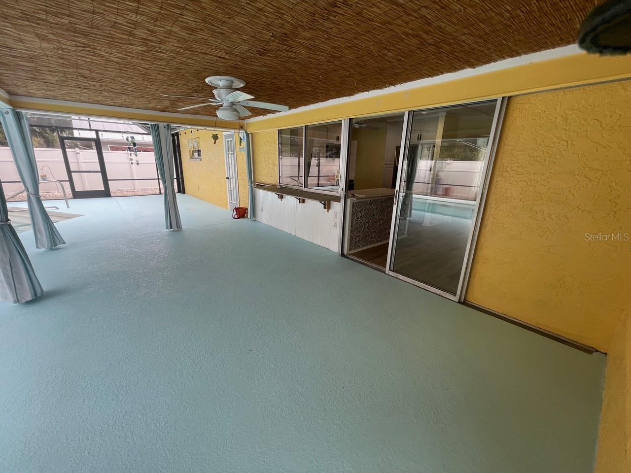 SPANISH PARK 1ST ADD - Residential Lease