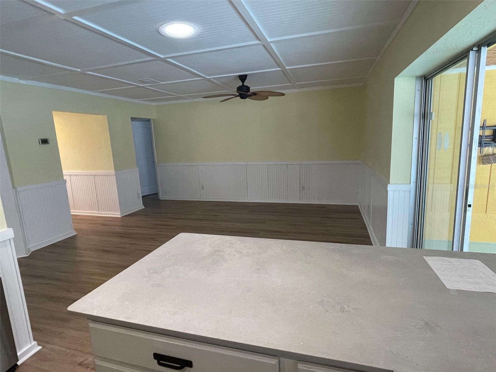 SPANISH PARK 1ST ADD - Residential Lease