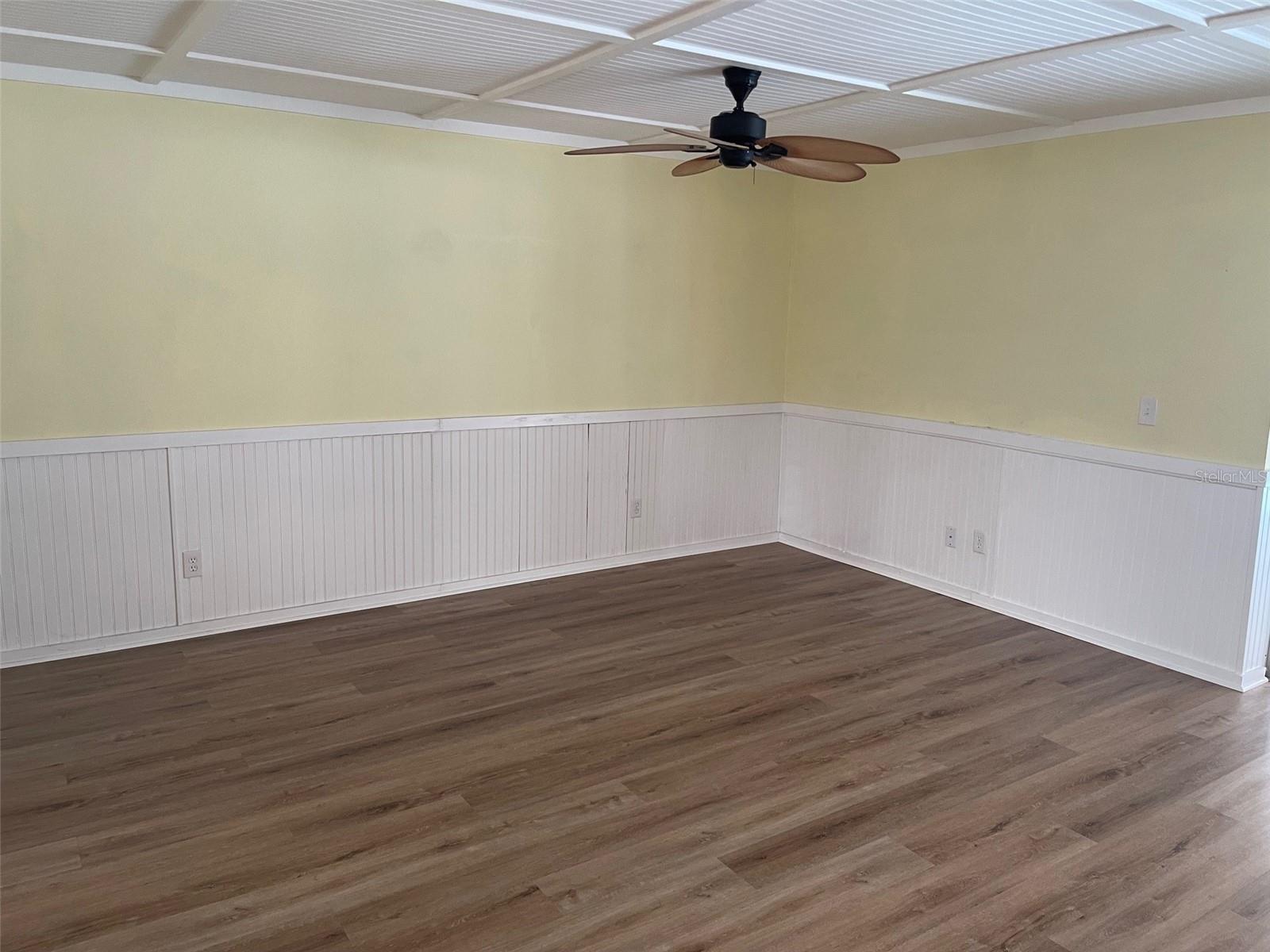 SPANISH PARK 1ST ADD - Residential Lease