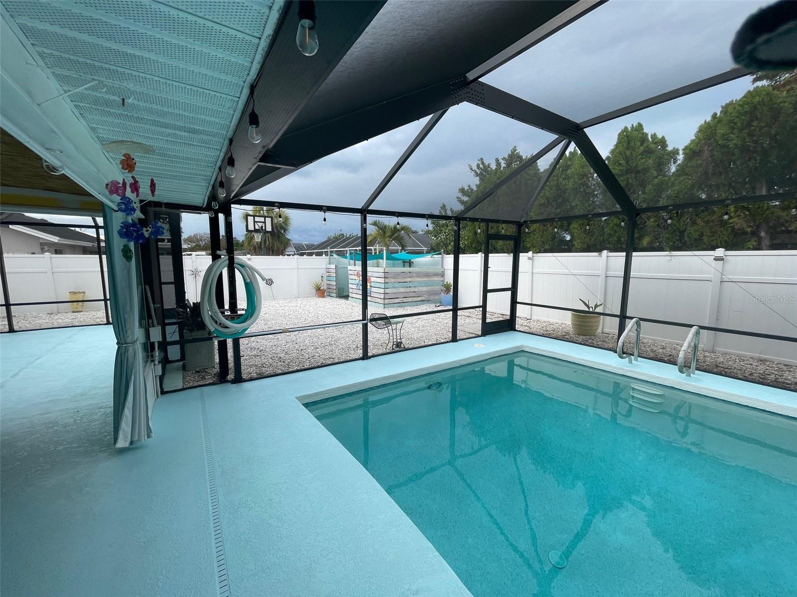 SPANISH PARK 1ST ADD - Residential Lease