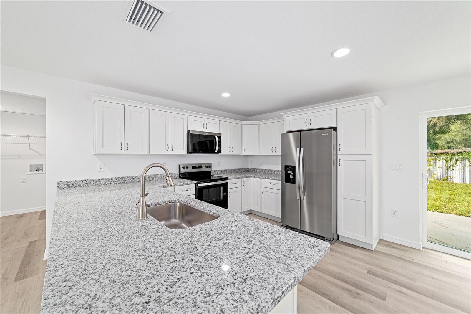 SILVER SPGS SHORES - Residential