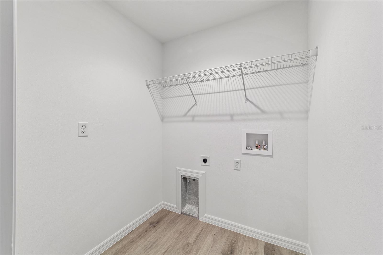 SILVER SPGS SHORES - Residential