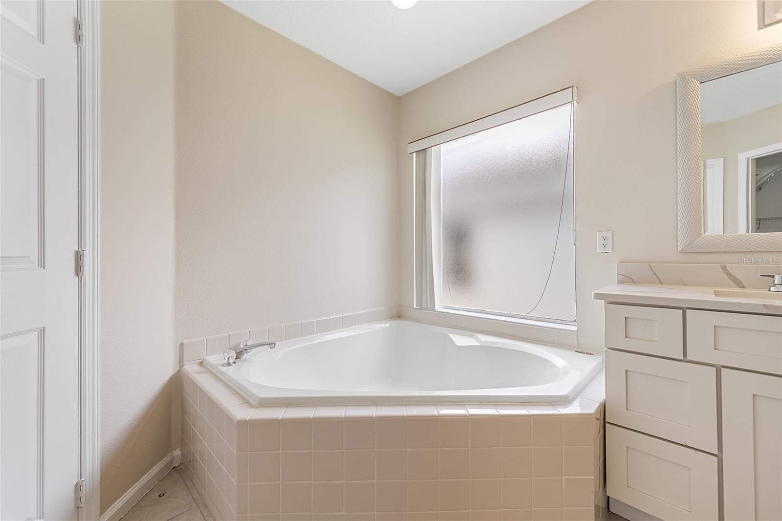 HIGHLANDS OF LAKE MARY - Residential