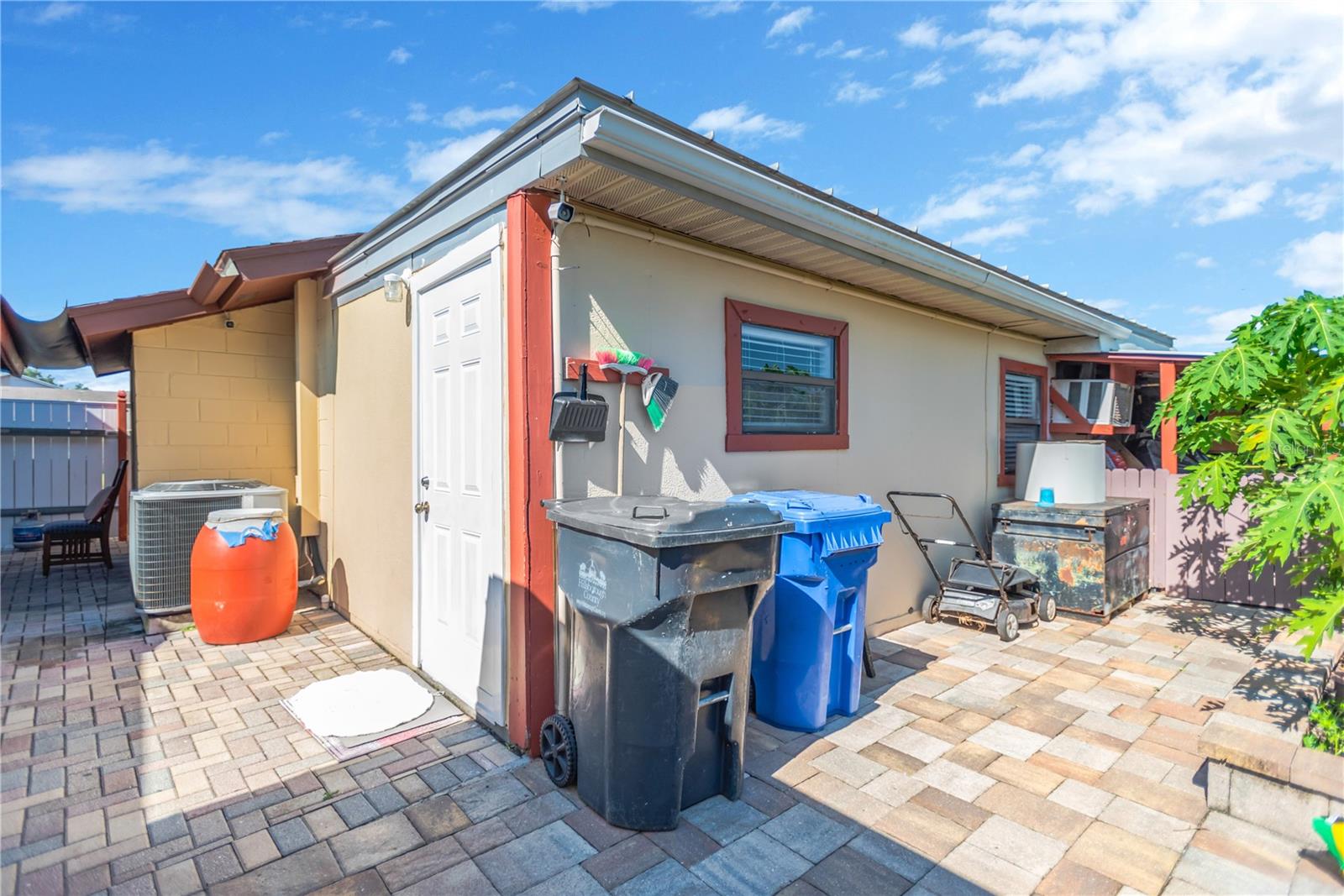 SPRINGWOOD VILLAGE - Residential