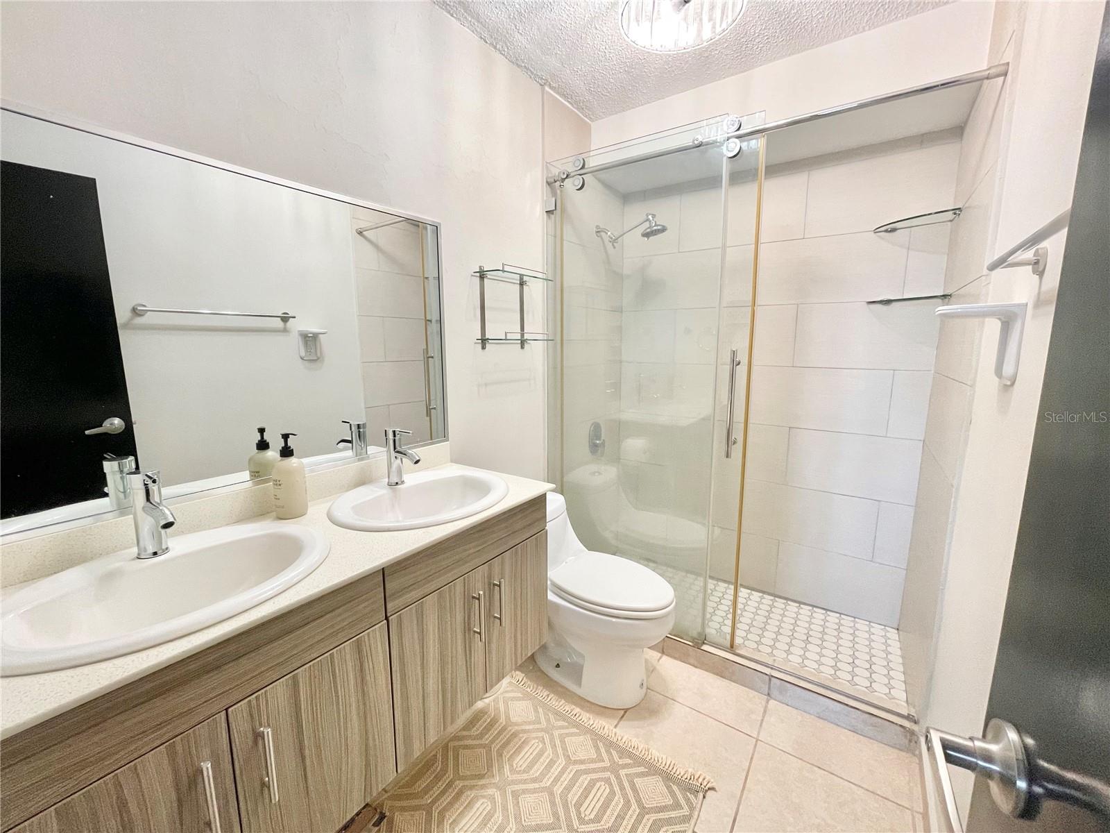 COND. CASTILLO DEL MAR - Residential Lease