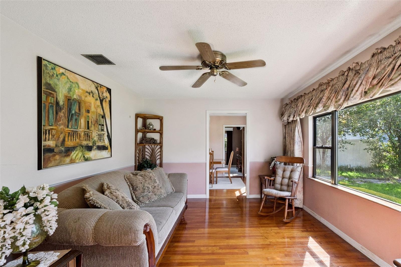 2323 DEVON COURT