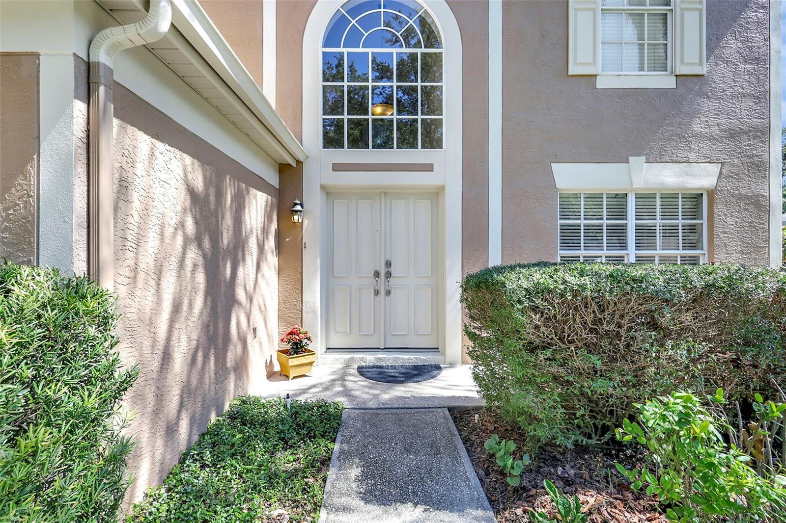9422 OAK MEADOW COURT