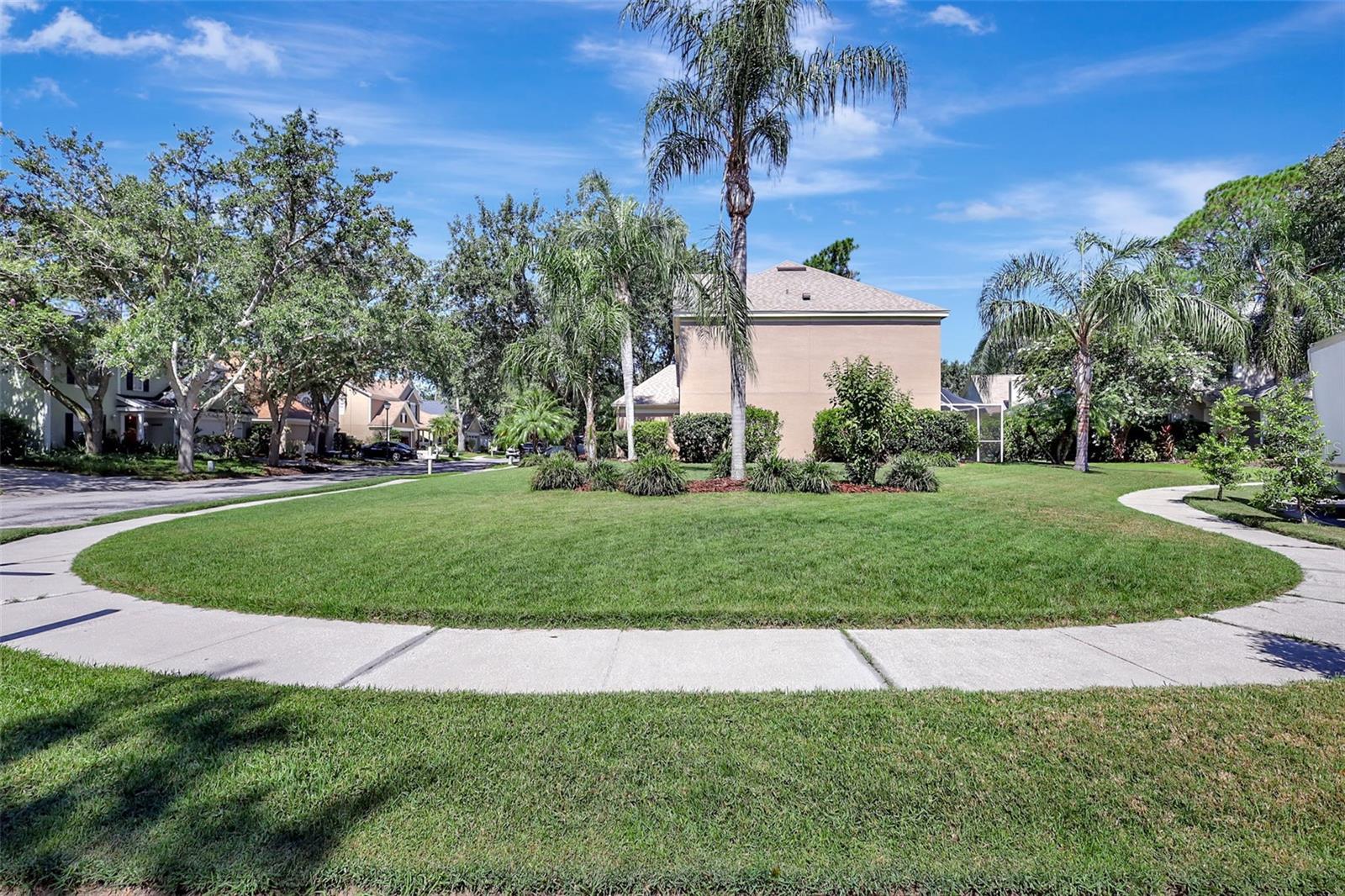 9422 OAK MEADOW COURT