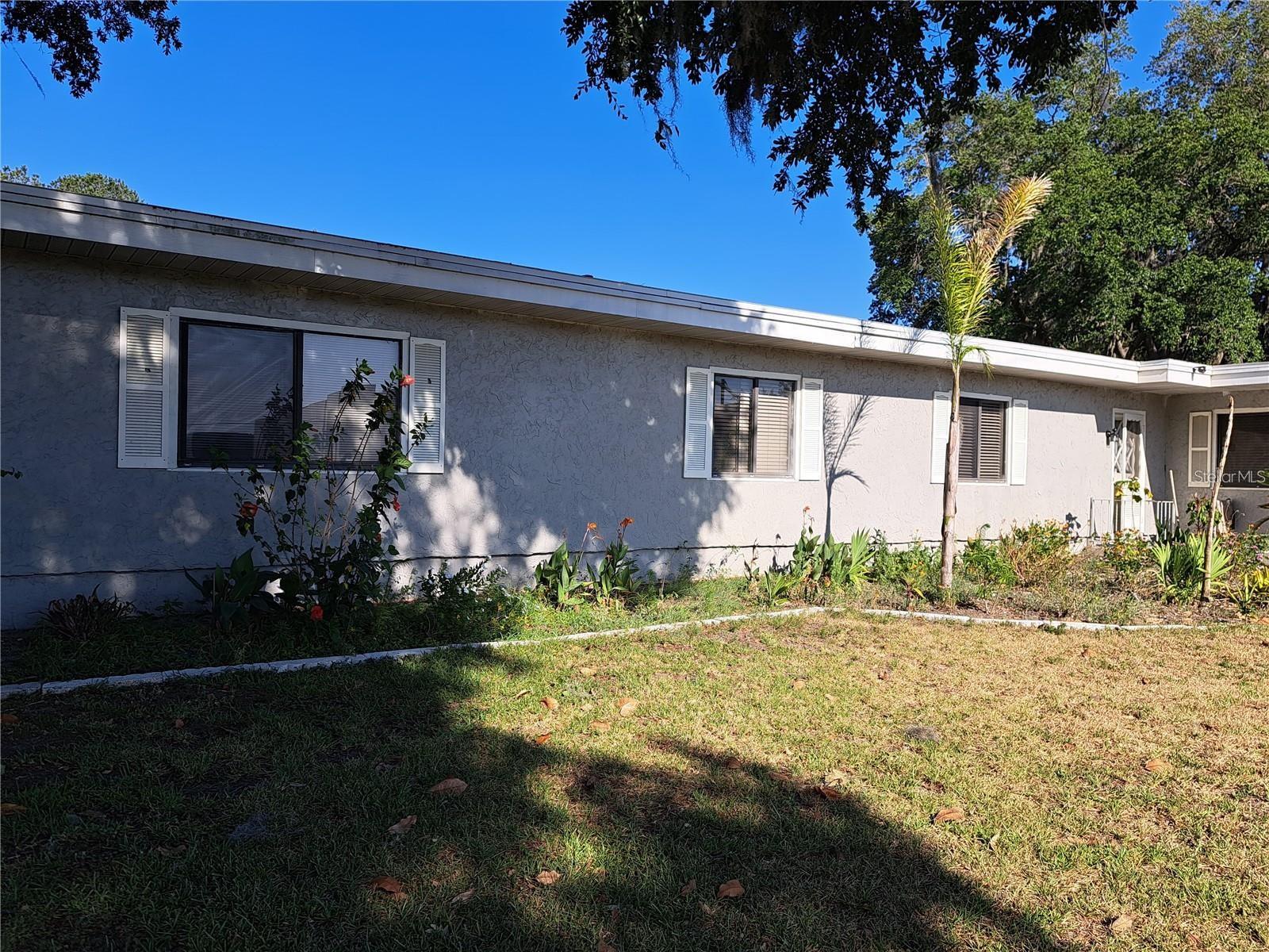 2814 N MARYLAND AVENUE