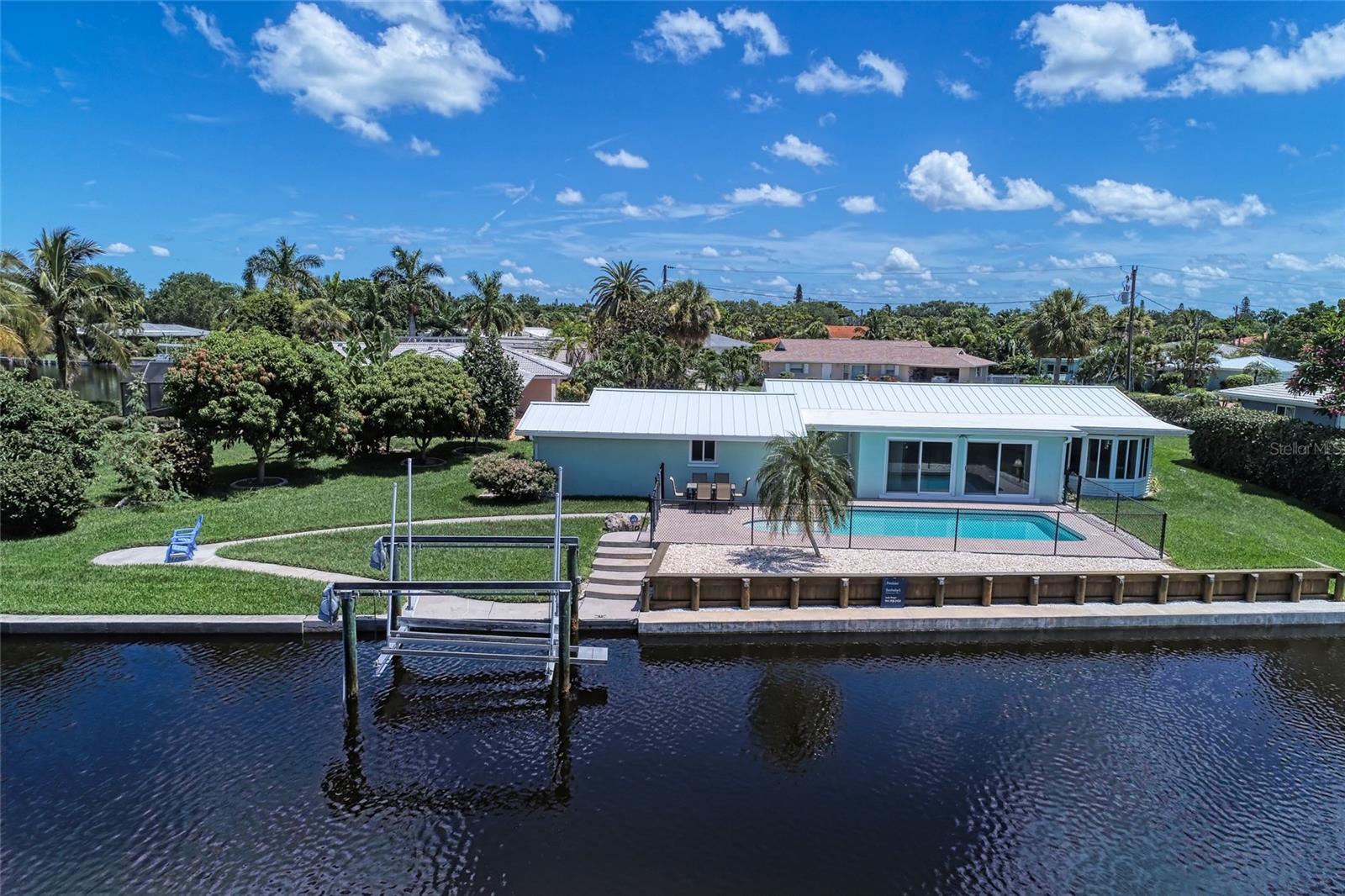 SIESTA ISLES - Residential Lease