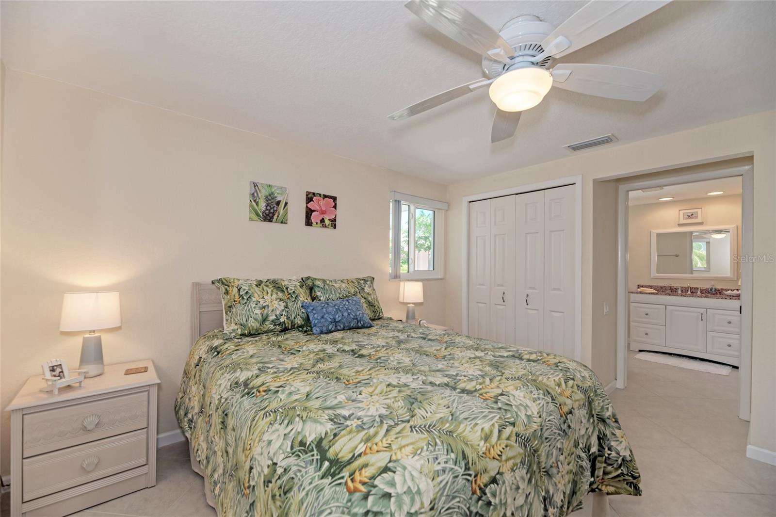 SIESTA ISLES - Residential Lease