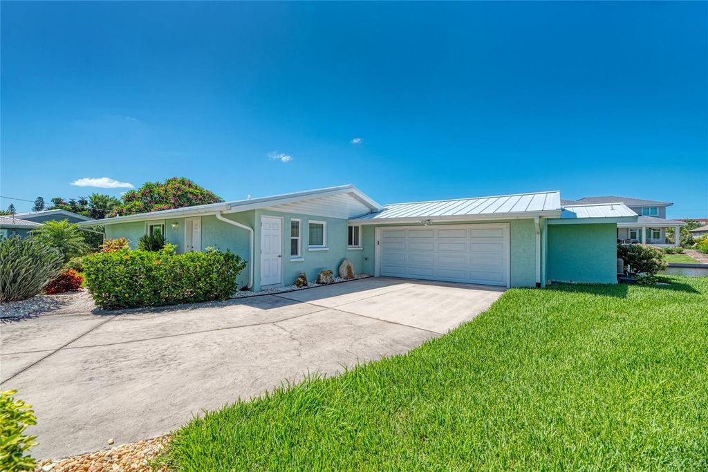 Photo of 5577 Contento Drive, Sarasota, FL 34242 (MLS # A4607468)