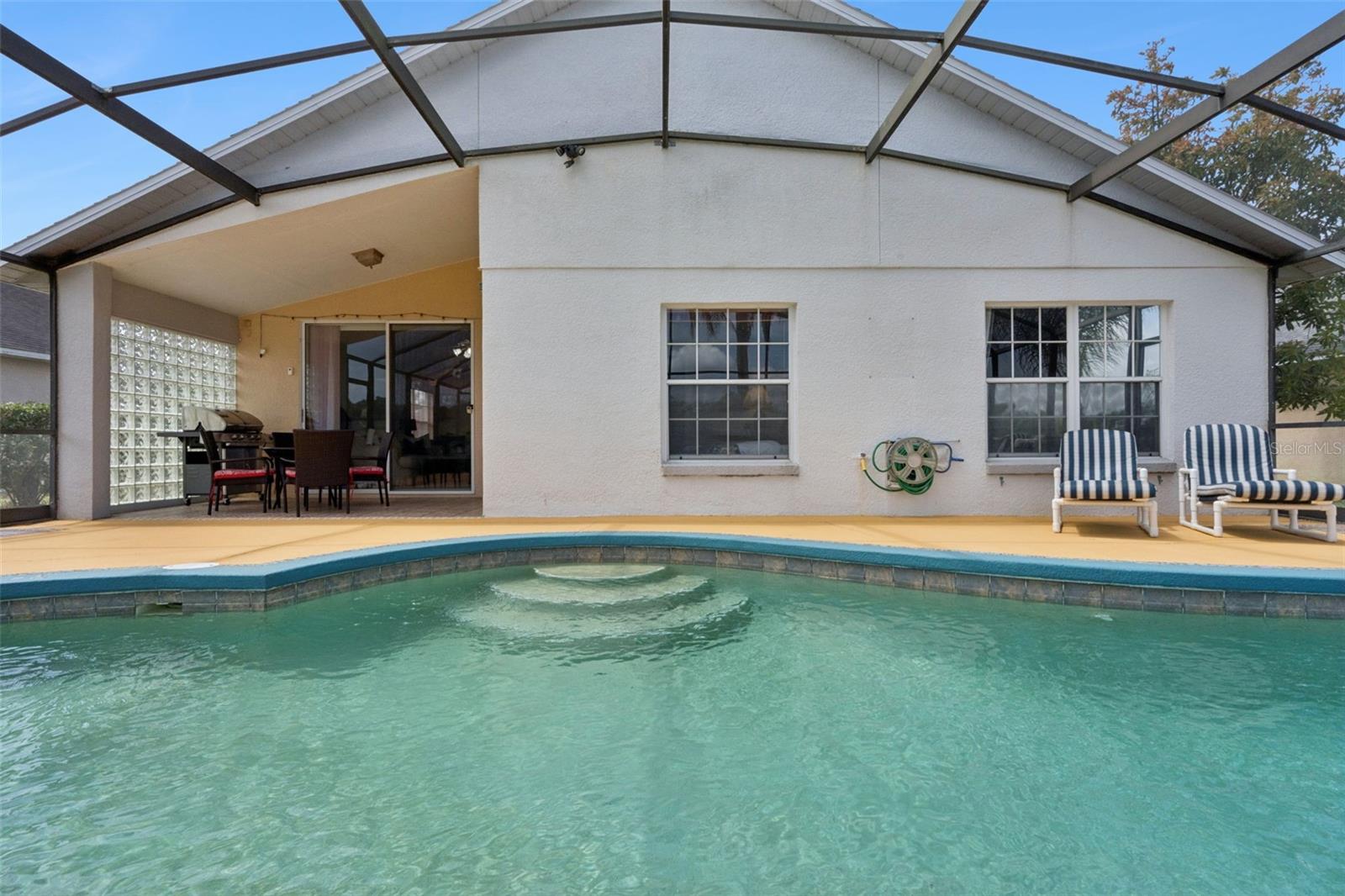 ROLLING HILLS ESTATES UNIT 1 AT FORMOSA GARDENS - Residential