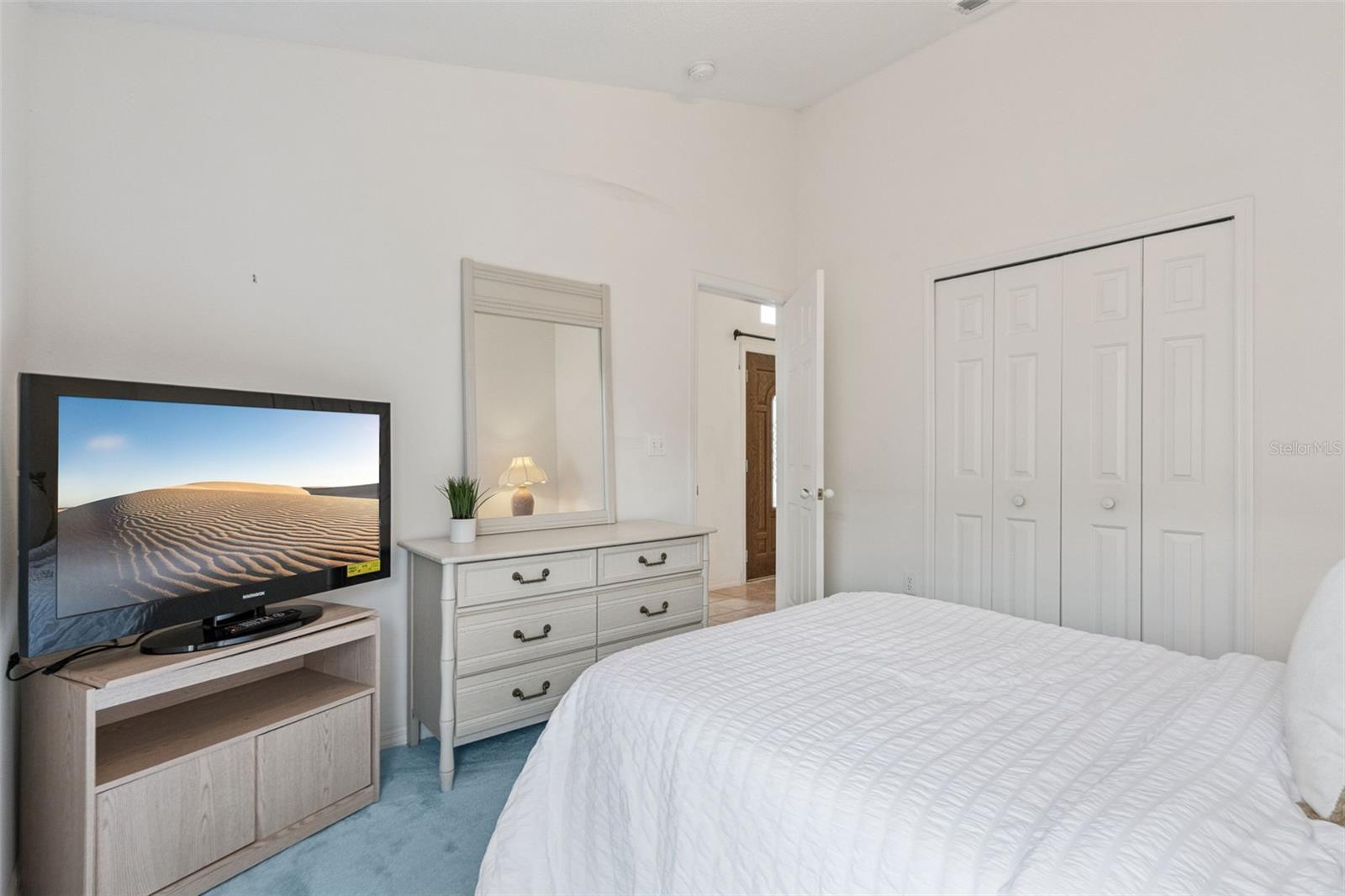 ROLLING HILLS ESTATES UNIT 1 AT FORMOSA GARDENS - Residential