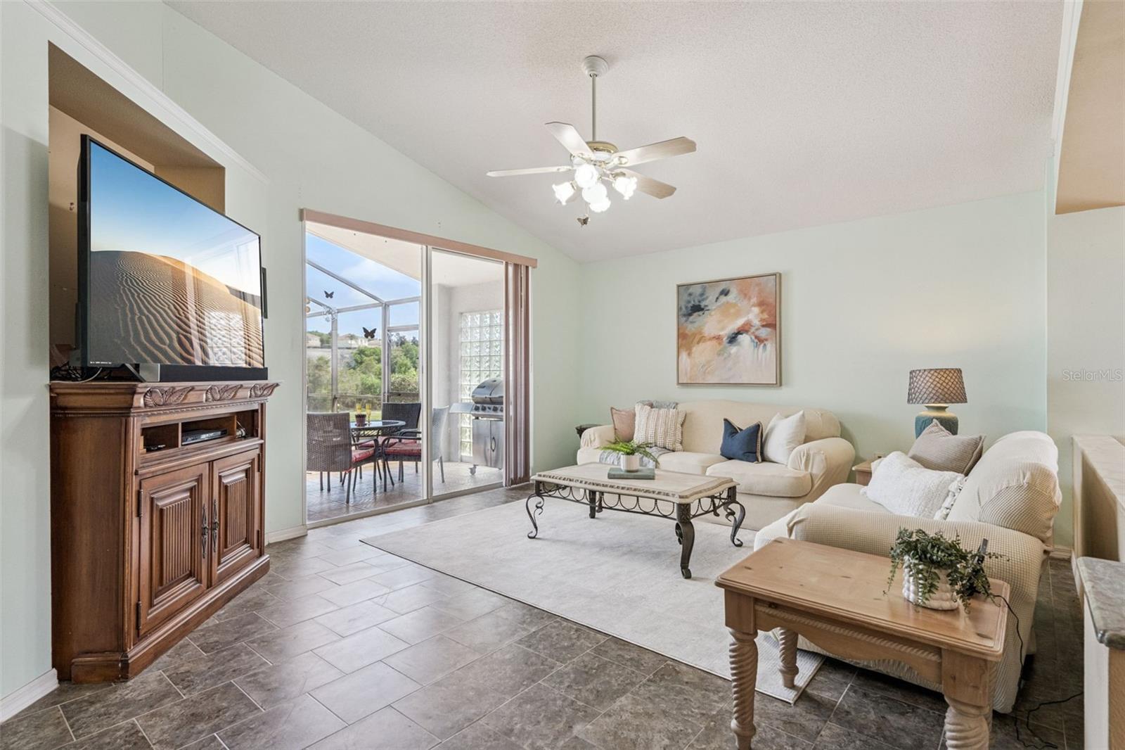 ROLLING HILLS ESTATES UNIT 1 AT FORMOSA GARDENS - Residential