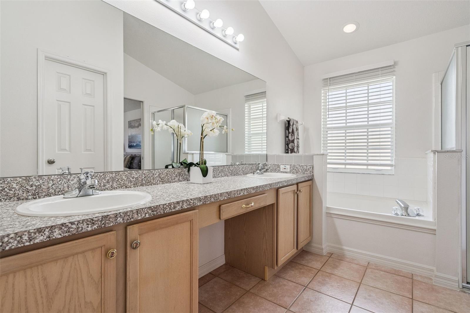 ROLLING HILLS ESTATES UNIT 1 AT FORMOSA GARDENS - Residential