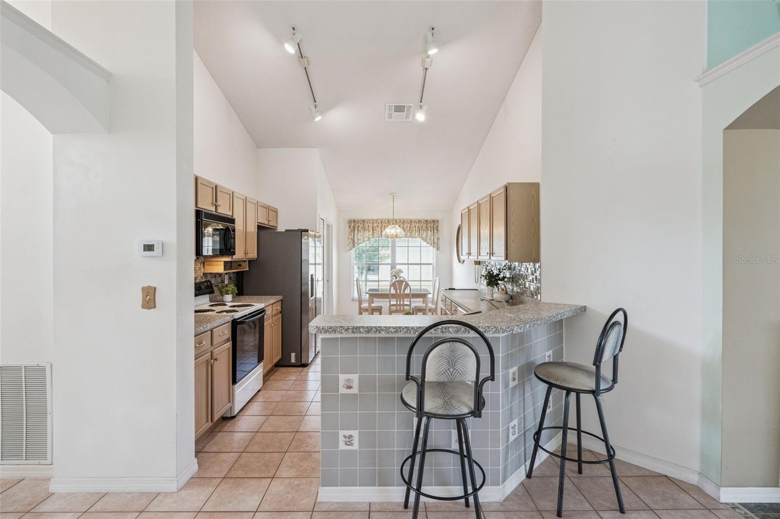 ROLLING HILLS ESTATES UNIT 1 AT FORMOSA GARDENS - Residential