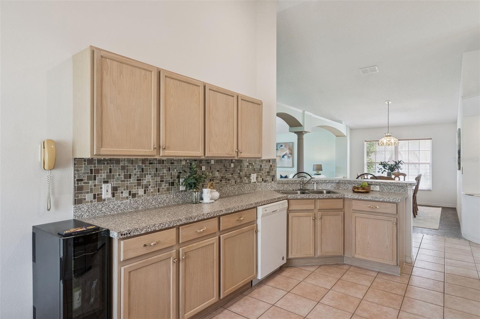 ROLLING HILLS ESTATES UNIT 1 AT FORMOSA GARDENS - Residential