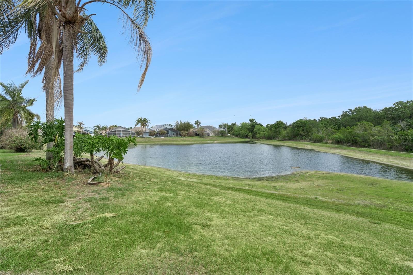 ROLLING HILLS ESTATES UNIT 1 AT FORMOSA GARDENS - Residential