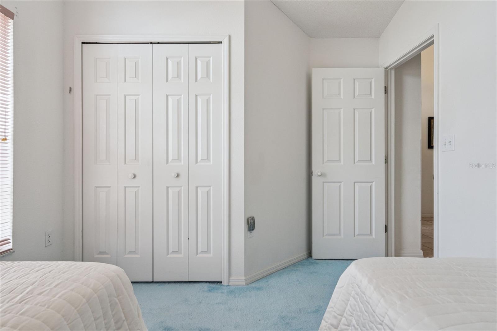 ROLLING HILLS ESTATES UNIT 1 AT FORMOSA GARDENS - Residential