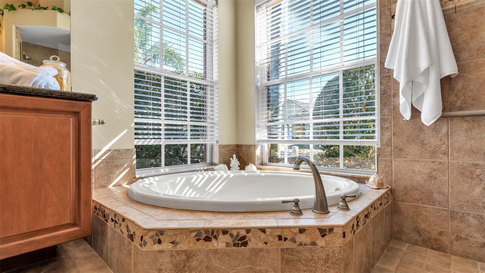 SUMMERGLEN - Residential