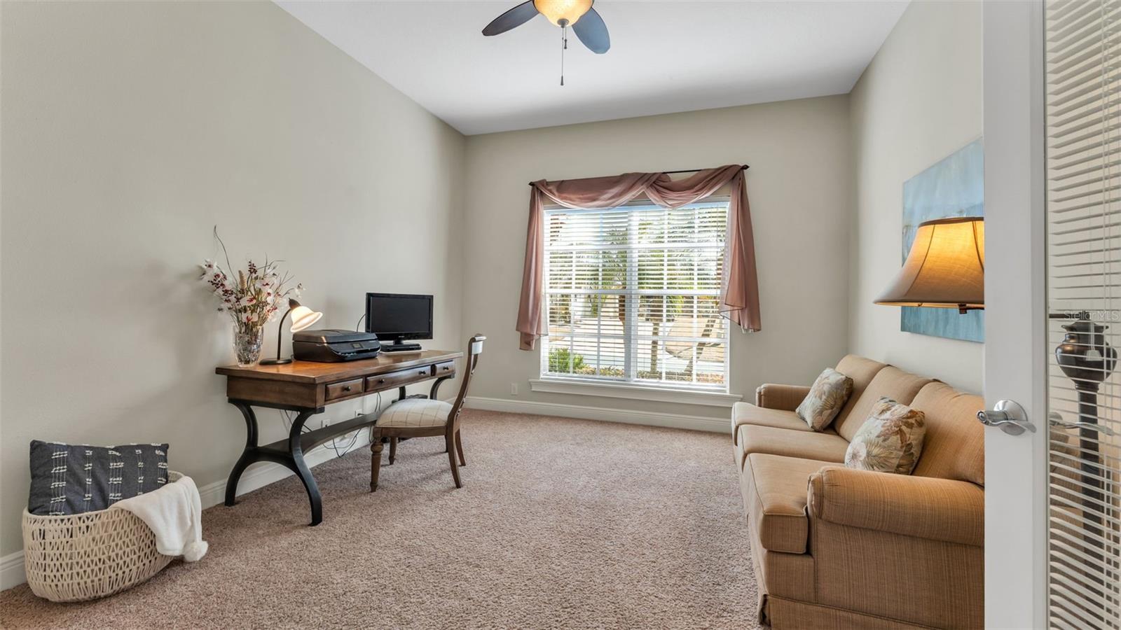 SUMMERGLEN - Residential